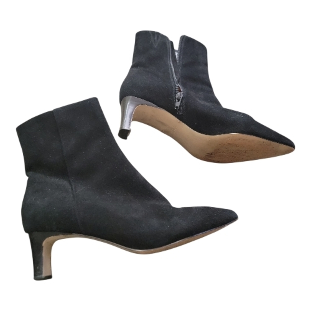 Andre Assous, Winter, Black Pointed-Toe Ankle Booties with Kitten Heel, Size 9